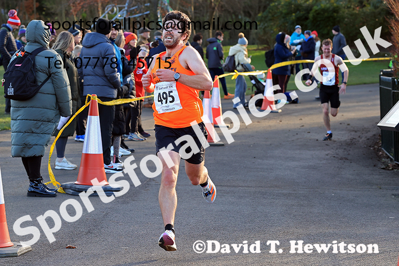 The 2024 Saltwell 10k Road Race, Gateshead. Photo: David T. Hewitson/Sports for All Pics